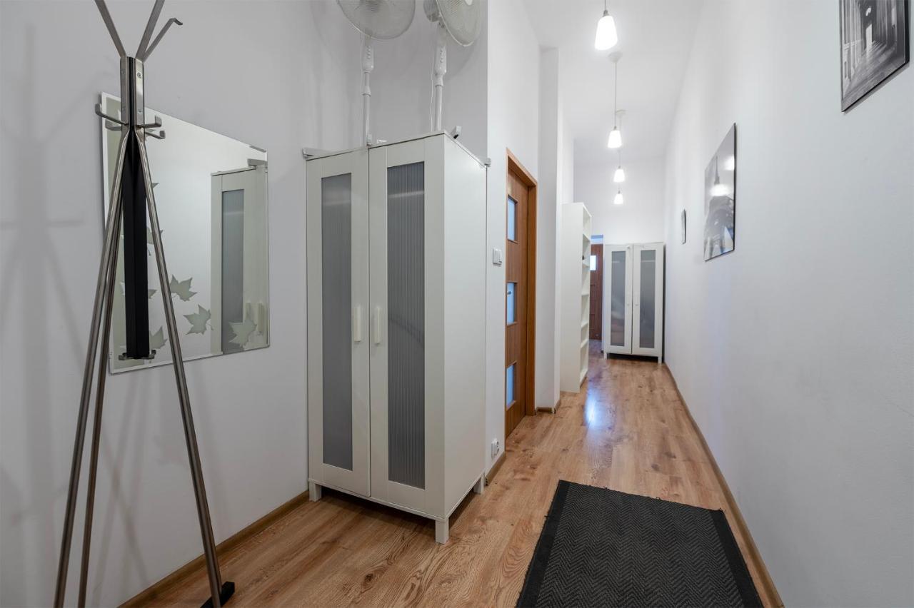 Essence Of Lodz-145M!Central-Secured-Comfy18Ppl!&Freeparking Luaran gambar
